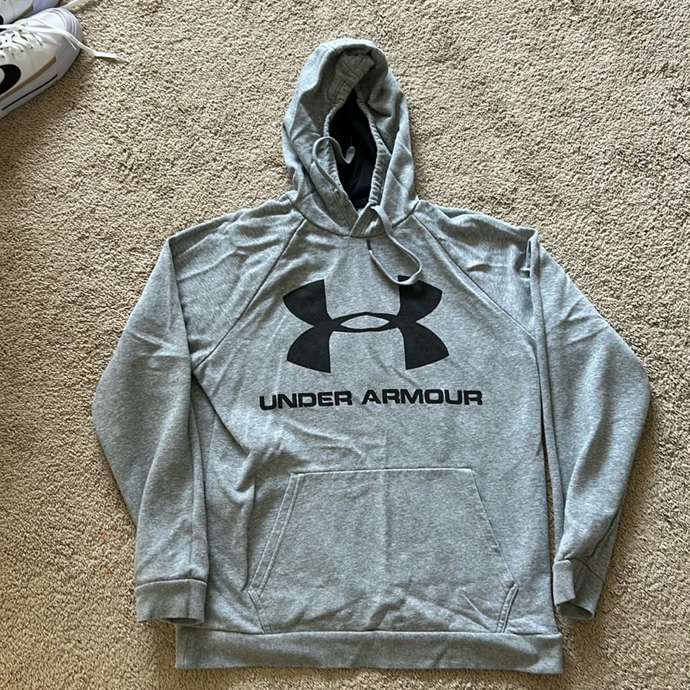 Under armor sweat shirt
